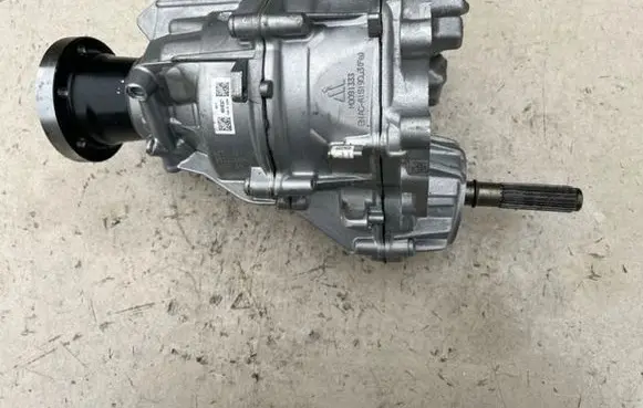 Mercedes-Benz SL AMG R232 Gearbox transfer box case A2902802200