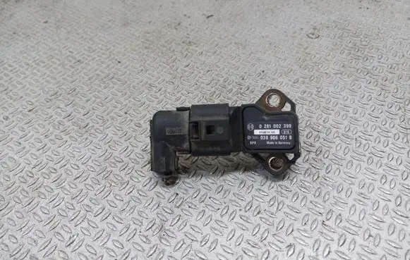 Volkswagen Caddy Air pressure sensor 038906051B