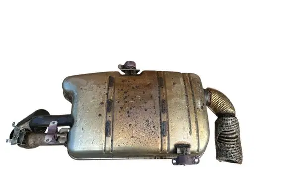 BMW i8 Muffler ending 8608161 10218010