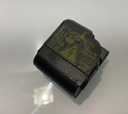 Mercedes-Benz E W211 Headlight ballast module Xenon 5DD00831910