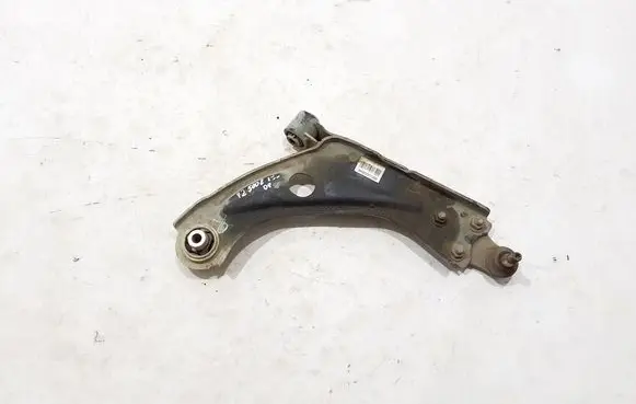 Front lower control arm/wishbone