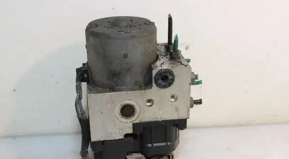 Renault Megane II ABS Pump 0273004395