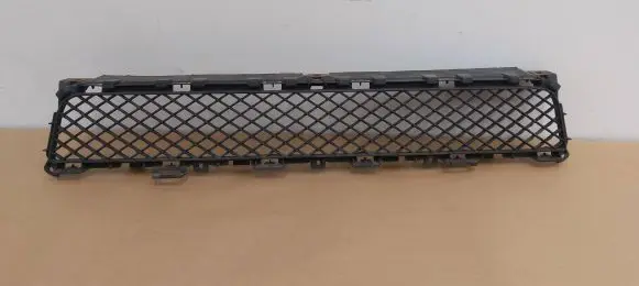Jaguar XF X250 Front bumper lower grill 8X2317K945