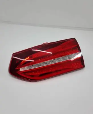 Mercedes-Benz E W213 Tailgate rear/tail lights