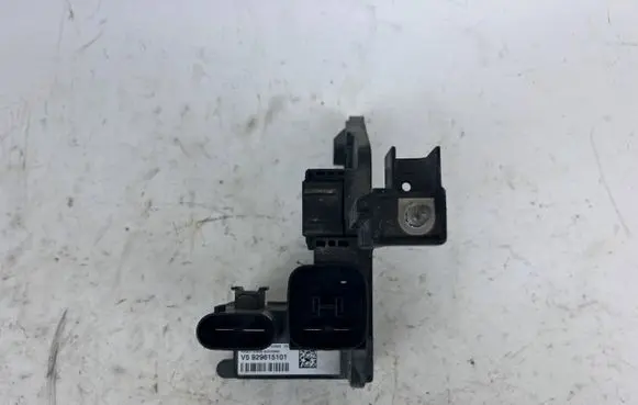 BMW 3 GT F34 Current control relay 9296151