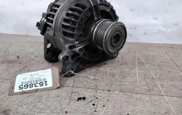 Volkswagen Golf IV Generator/alternator 038903023L
