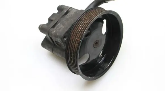 Suzuki Grand Vitara II Power steering pump 4910067J00
