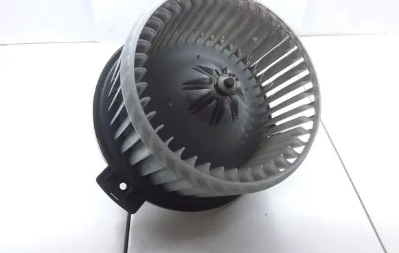 Toyota Corolla Verso E121 Heater fan/blower 1940001510