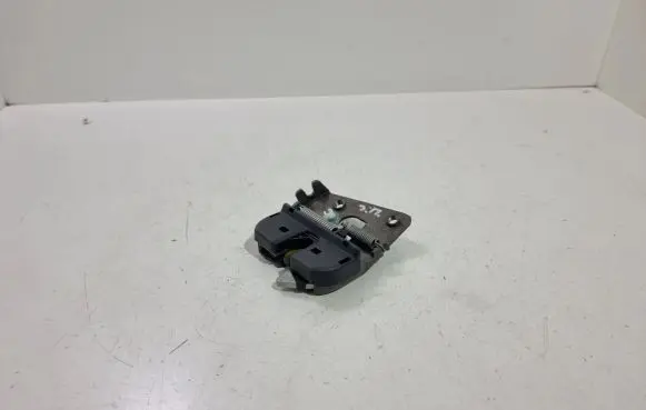 BMW 5 F10 F11 Seat back rest lock catch 7112864