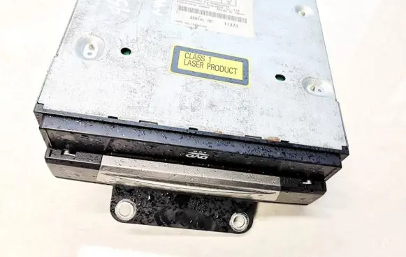 CD/DVD changer