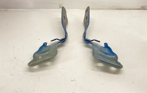 Tesla Model 3 Engine bonnet/hood hinges 109879300D 109879200D