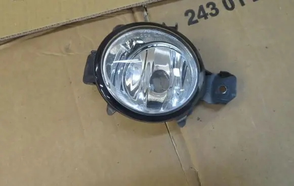 BMW X5 E70 Front fog light 89203674