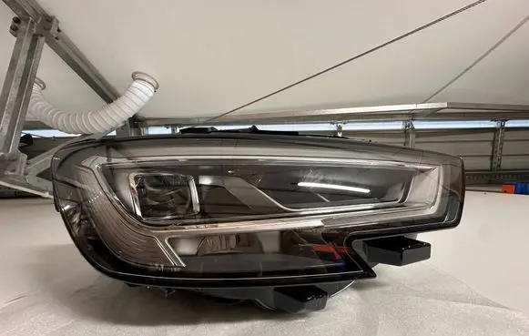Audi A3 S3 8V Headlight/headlamp 8V0941034C