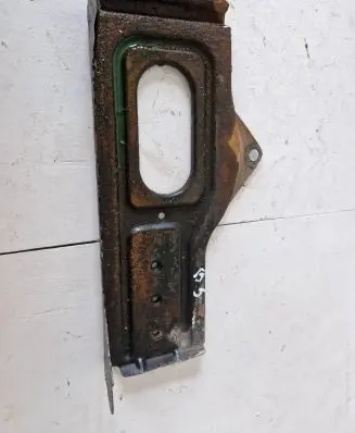 Volkswagen PASSAT B5 Battery tray 