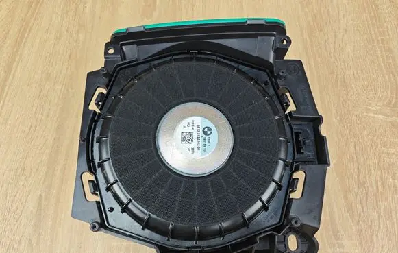 BMW 4 G22 G23 G24 G26 Subwoofer speaker 2622562
