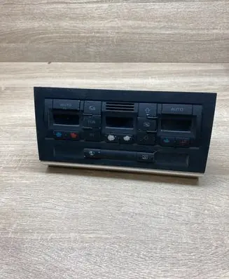 Audi A4 S4 B7 8E 8H Climate control unit 8E0820043AA