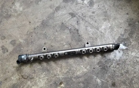 Volvo XC60 Fuel main line pipe 30777759 001243L2 0445215025