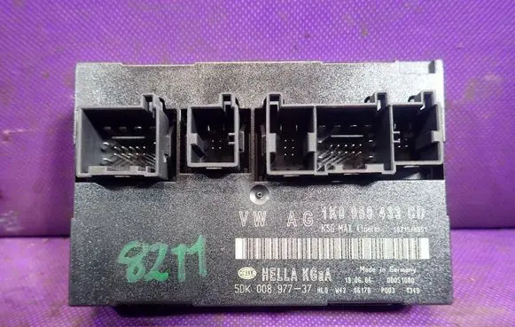 Volkswagen Jetta V Central body control module 1K0959433CD