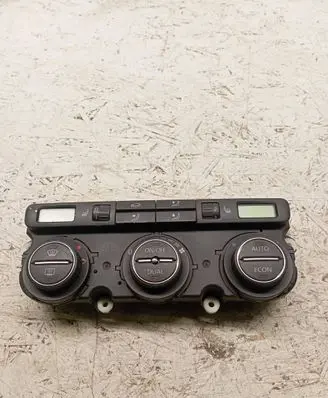 Volkswagen Golf Plus Climate control unit 74677532