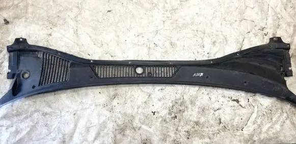 Toyota Avensis T220 Wiper trim 5578105040 55781-05040