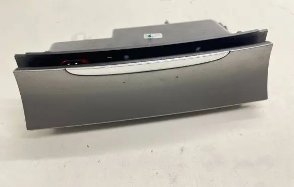 Volkswagen PASSAT B6 Car ashtray 3C0863284A 3C0857961A
