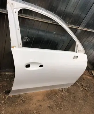 Mercedes-Benz GLC C254 Front door