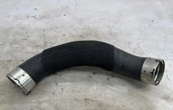 BMW X2 F39 Intercooler hose/pipe 851133805 8511338