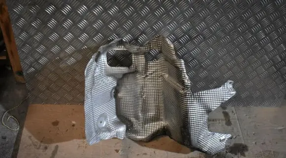Mercedes-Benz 190 W201 Exhaust heat shield 3SD804169B