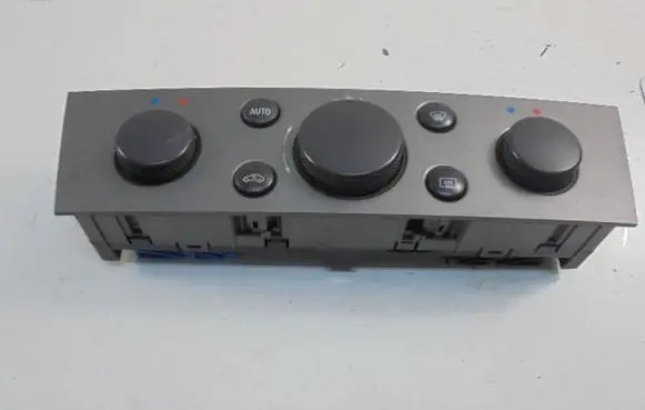 Opel Signum Air conditioning/heating control unit 13138196