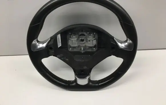 Peugeot RCZ Steering wheel
