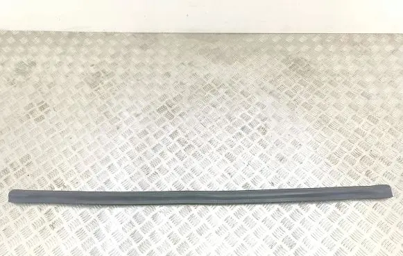 Opel Astra H Engine compartment rubber 