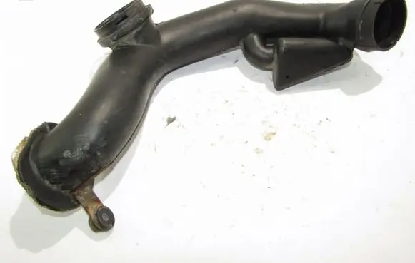 Mazda Tribute Air intake duct part YL8U9F843CH