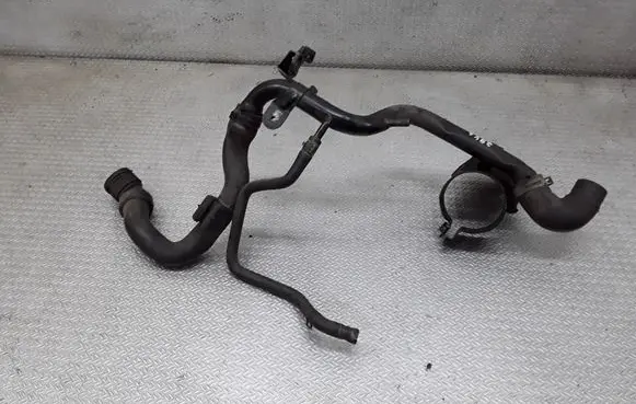 Audi A4 S4 B7 8E 8H Engine coolant pipe/hose
