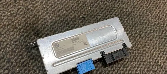 BMW 5 F10 F11 Gateway control module 9247398 61359247398