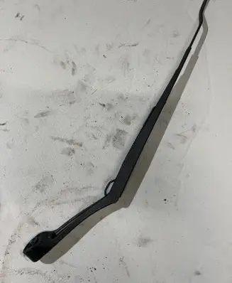 Hyundai Tucson JM Front wiper blade arm