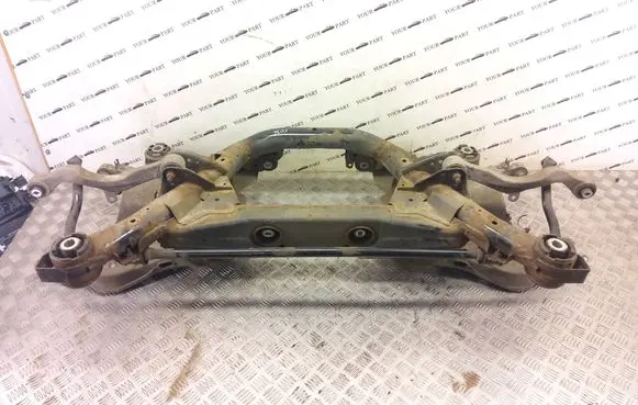 Land Rover Discovery 5 Rear subframe 