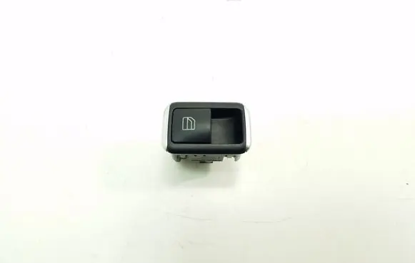 Mercedes-Benz CLA C117 X117 W117 Electric window control switch A2049058102