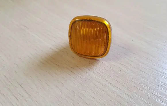 Audi A8 S8 D2 4D Front fender indicator light