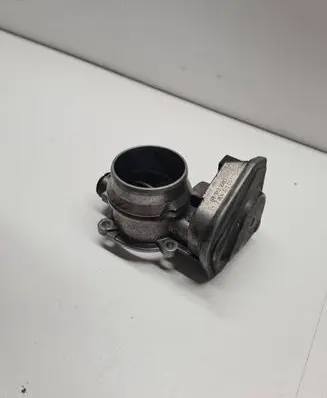 BMW X3 E83 Throttle valve 7804373