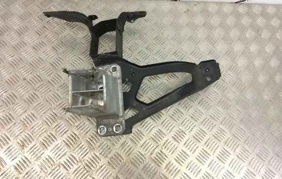 BMW 5 E60 E61 Front bumper shock/impact absorber 7163483