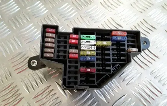 Skoda Octavia Mk2 (1Z) Fuse module 1K2941824