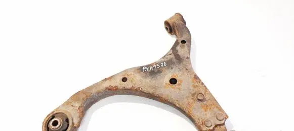 Hyundai i30 Front lower control arm/wishbone