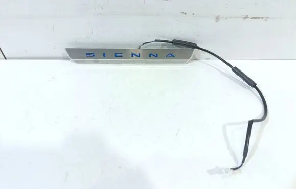 Toyota Sienna XL40 IV Front sill trim cover PT94208210 20SEP2021