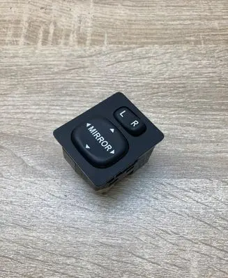 Toyota Avensis T250 Wing mirror switch 183574 769746D