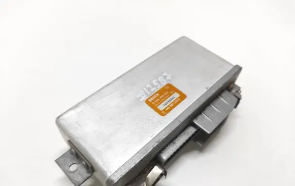 Audi 100 S4 C4 ABS control unit/module 0265100037 443907379C