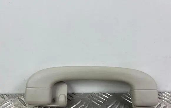 SsangYong Rexton Rear interior roof grab handle