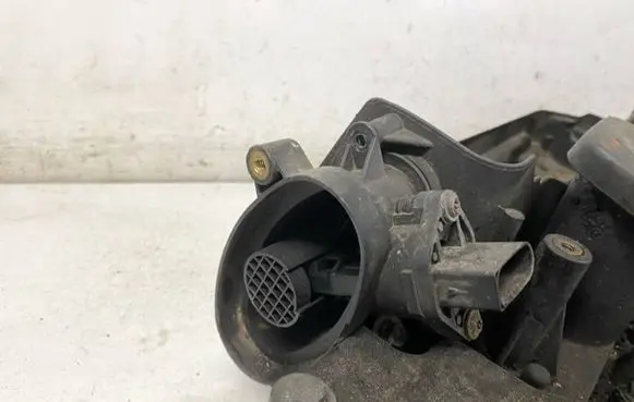 BMW X5 E53 Mass air flow meter 77870760 0928400488