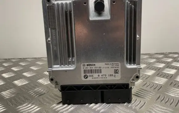 BMW X5 F15 Engine control unit/module 8473189