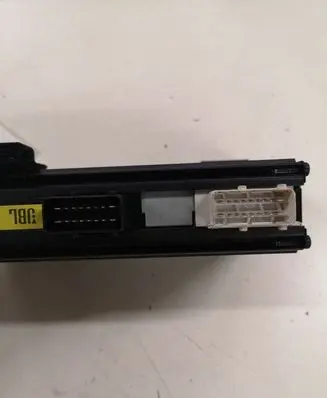 Citroen C5 Sound amplifier 9653383680