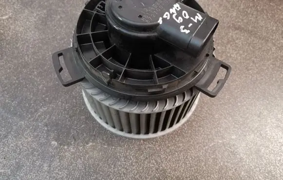 Mazda 3 II Heater fan/blower HB11BBS903 8727000870